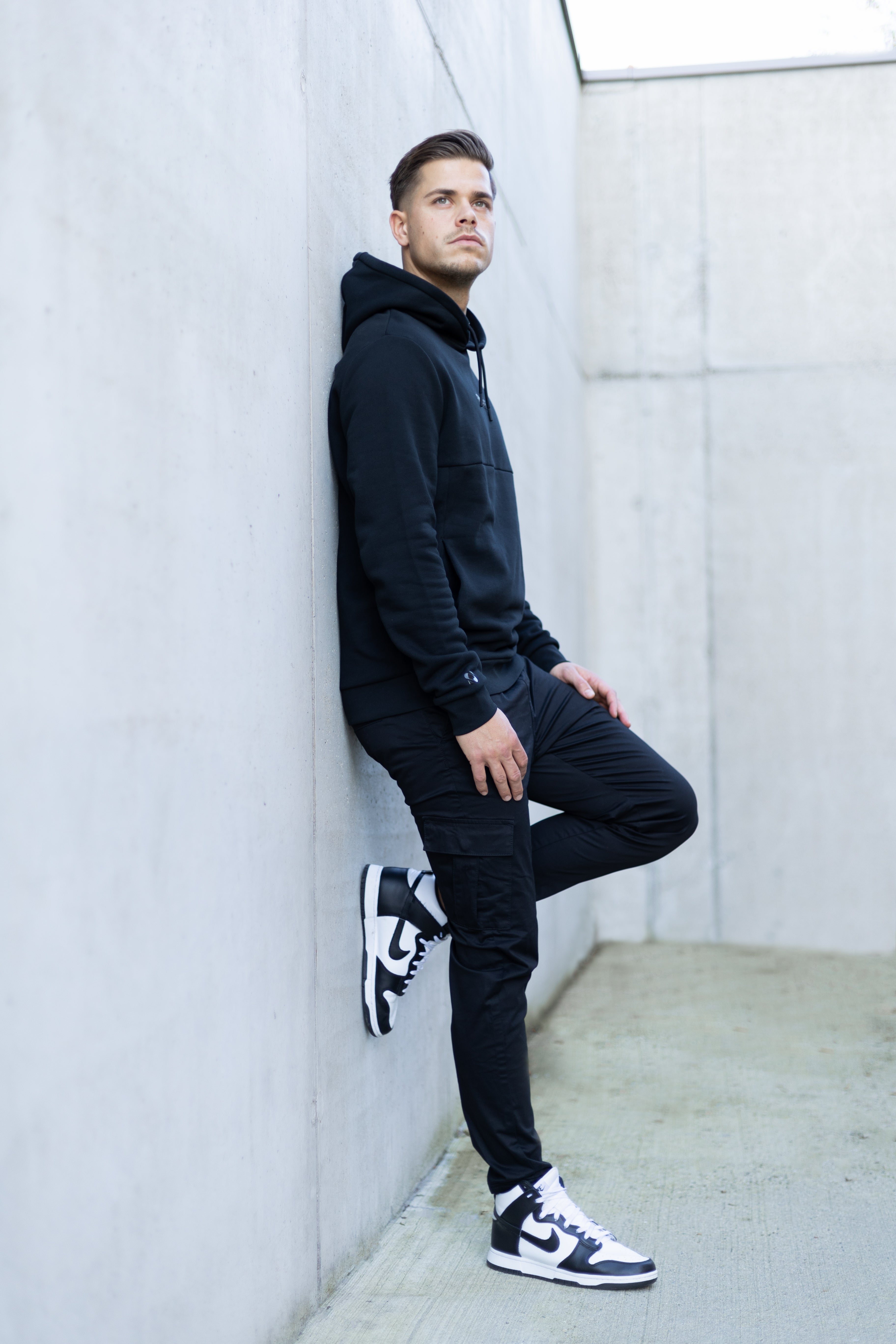 ELEMENT HOOD - BLACK